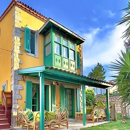 Ξενοδοχείο Banana Alacati Relaxing - Adults Only 3*